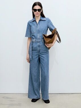 💫BRAND NEW 💫Relaxed Fit Denim Jumpsuit